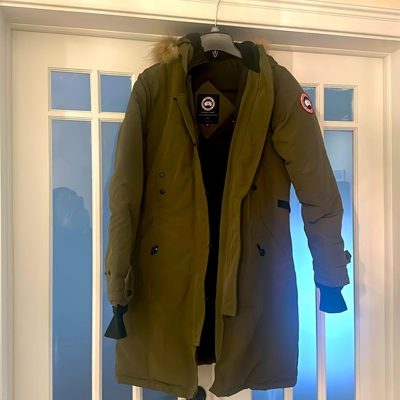 Canada Goose Jackets & Coats Great Deal For One Of The Warmest Coat Brands Poshmark